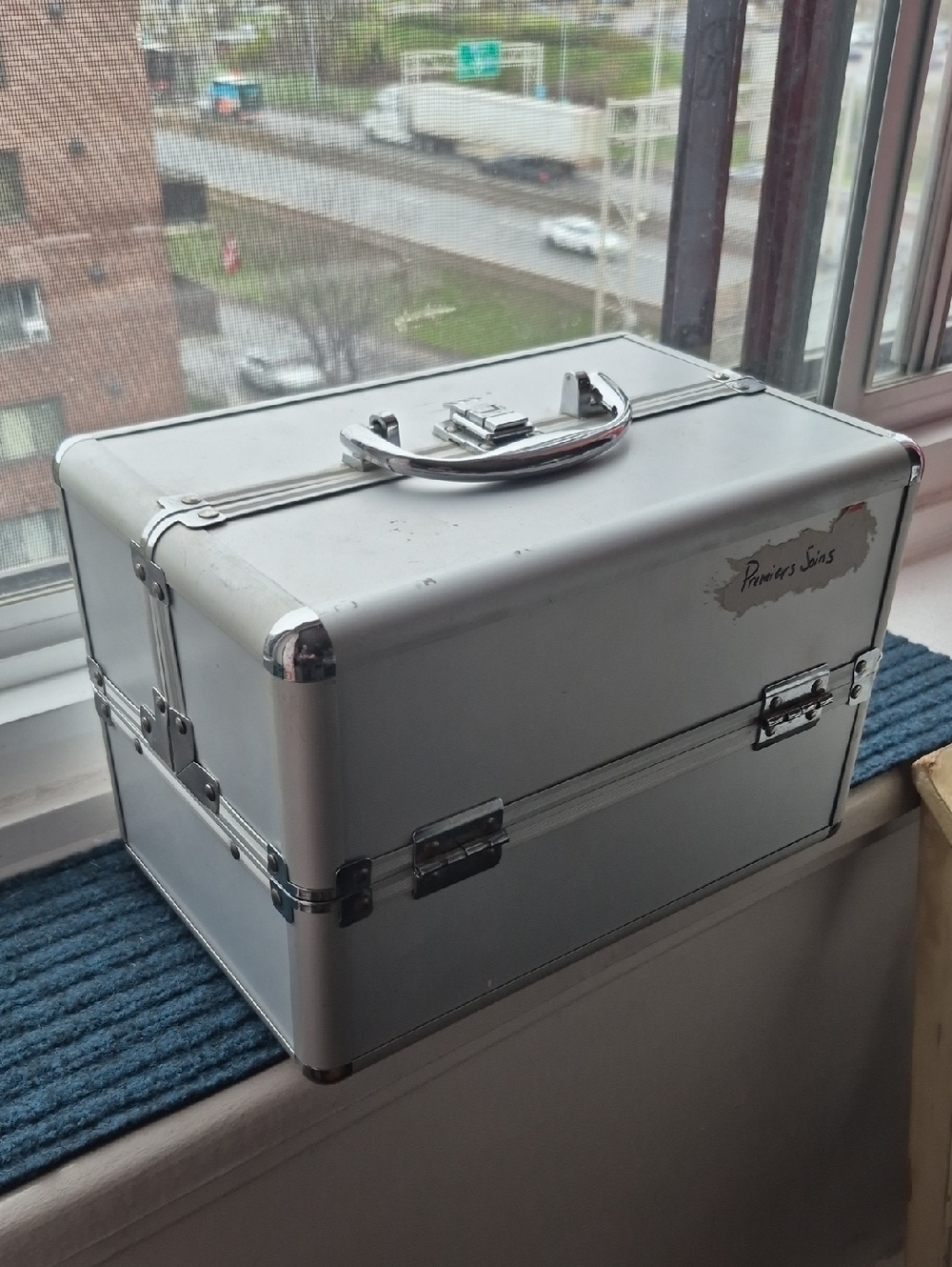 Silver Portable Makeup and Accessory Storage Case